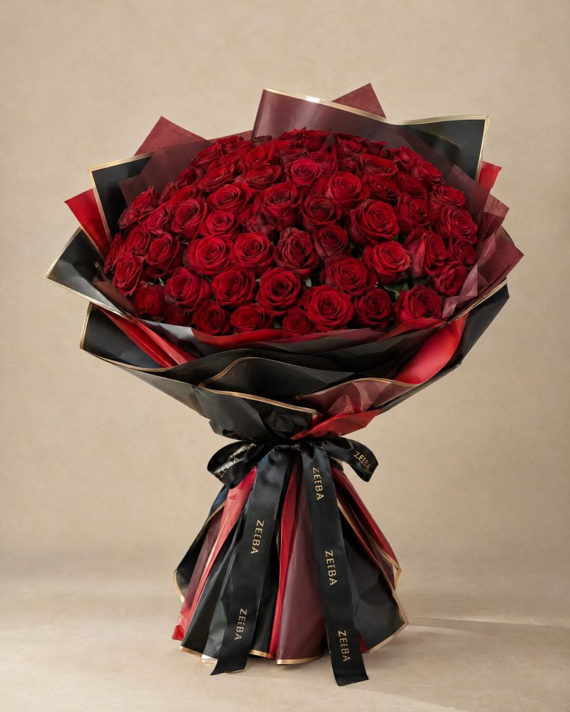 Scarlet — 50 Roses